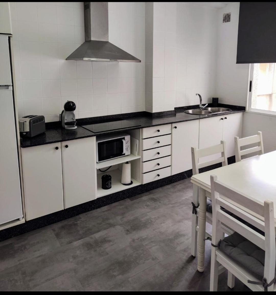 Apartamento Illa Salvora, ปอร์โตโนโว ภายนอก รูปภาพ